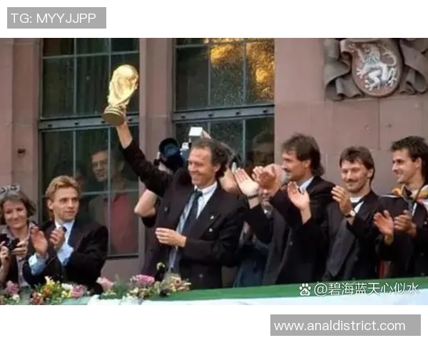 足球明星被刺杀引发全球哀悼与安全问题的深思 足球明星被刺杀引发全球哀悼与安全问题的深思