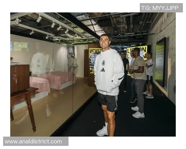 身世悲惨却逆袭成足球巨星的传奇人生揭秘 身世悲惨却逆袭成足球巨星的传奇人生揭秘